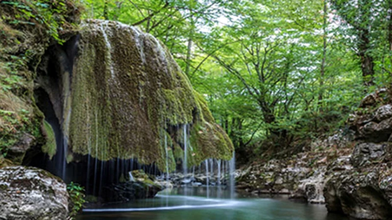 1. Destinații Turistice Istorice